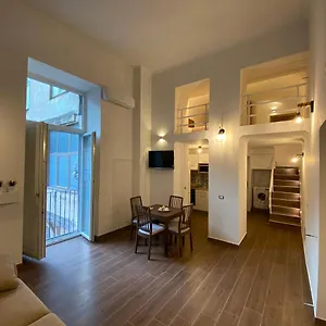 Silvi's House Apartment Neapel